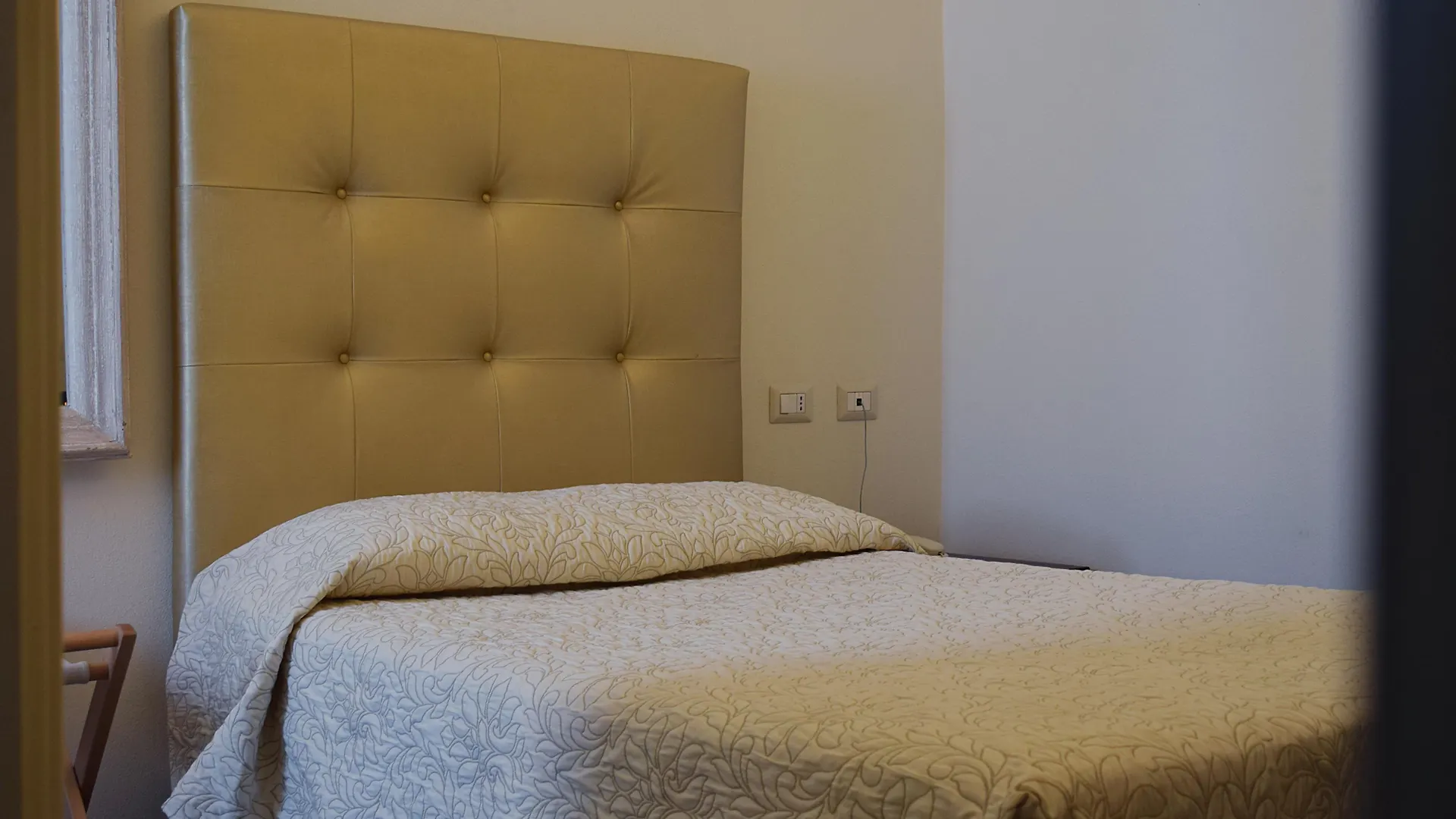 Hotel Maison Трезнурагес