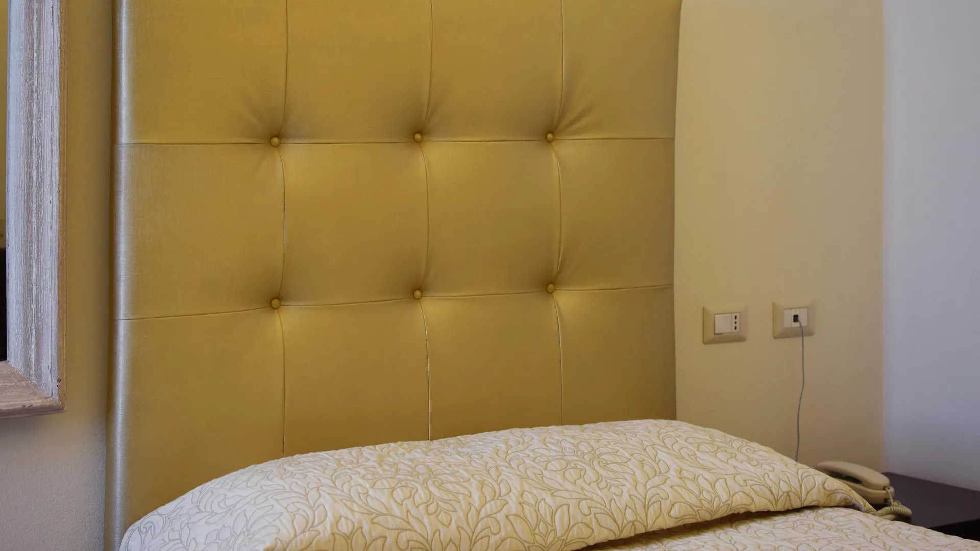 Hotel Maison Tresnuraghes Italy