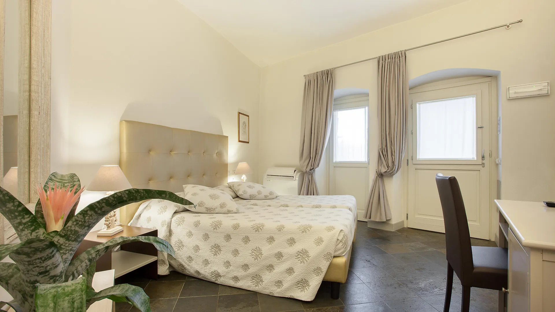 Hotel Maison Tresnuraghes 3*,