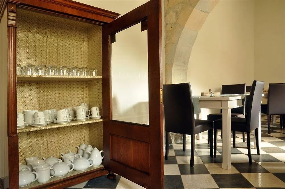 Hotel Maison Tresnuraghes Italy